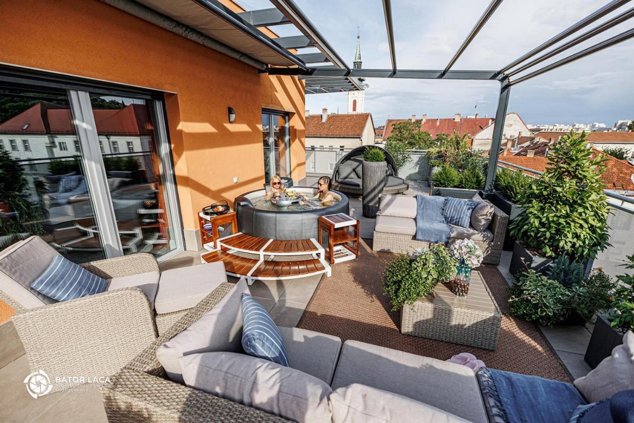 Buekk Penthouse, Panorama Jacuzzival Διαμέρισμα Μίσκολτς Εξωτερικό φωτογραφία